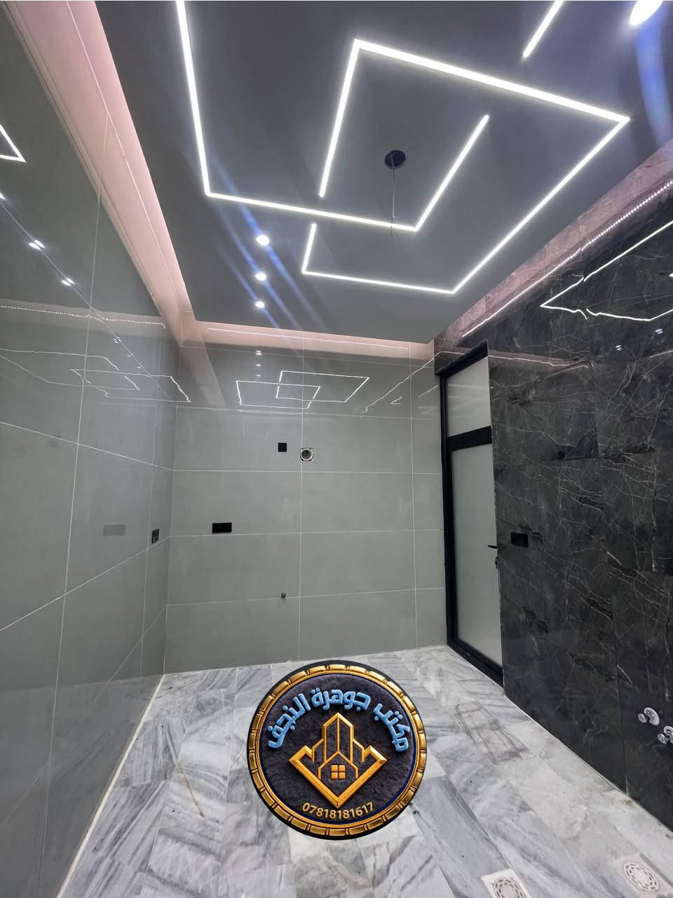 🌹أللهم صل على محمد وال محمد 🌹
(( أول عرض مميز مودرن لشهر رمضان المبارك)) 

▪️دار للبيع طابقين في حي الغري  خلف اربع سيدات او خلف دكتور عقيل زوين بداية حي الغري من جهة مدينة العاب اول بلوك مداخل الشارع كلش حلوه

▪️مساحة الدار 100 متر  على شارعين الواجهه 5 نزال 20

▪️الدار مواصفات عليه وانشأيات درجه اولى بناء بأشراف هندسي

▪️الابواب صاج درجه اولى الأرضيات مرمر السقوف جبسنبورد

     بل الاضافه الى سحبات ملكيه منضومة ماء منضومة غاز  منضومة كامرات كله ضمان 

▪️يحتوي على 3 غرف نوم  م وأستقبال وصاله ومطبخ وصحيات داخليه و خارجيه 

🔻🔺🔻🔺🔻🔺🔻🔺🔻🔺🔻🔺🔻🔺🔻

للاستفسار الاتصال على الارقام التاليه أو زيارة مكتبنا الكائن في حي الزهراء شارع الكيات مقابل جامع الزهراء مكتب جوهرة النجف للعقار   👇👇

***********

                            ابو محمد
