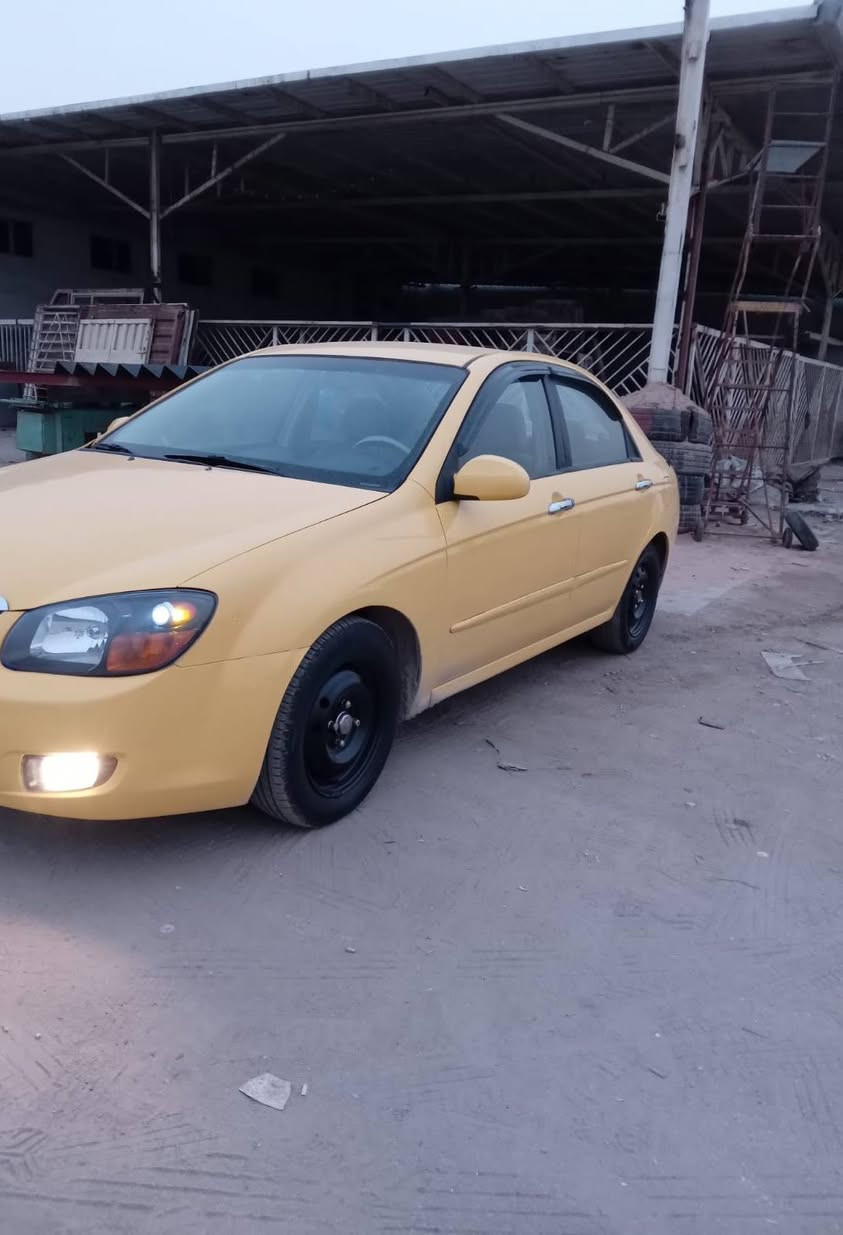 سلام عليكم كيا سبكترا 2007 رقم بغداد الاماني سنويه لل 27 مشروع وطني وارد امريكي مكينه 2000 مكينه كير نظيفات حداديه نضيفه تبريد ثلج باتري جديد السياره كله ليبل واحد بيه ٥ جويات بجاملغ الخلفي فقط باقي السياره كفاله لغود شواصي تكم حوض على البلاد وياله مصبوغ حراري شاشه كامره دواره السعر 72 وبيه مجال لشراي الاستفسار اكثر اتصل *********** مكان السيارة كربلاء
