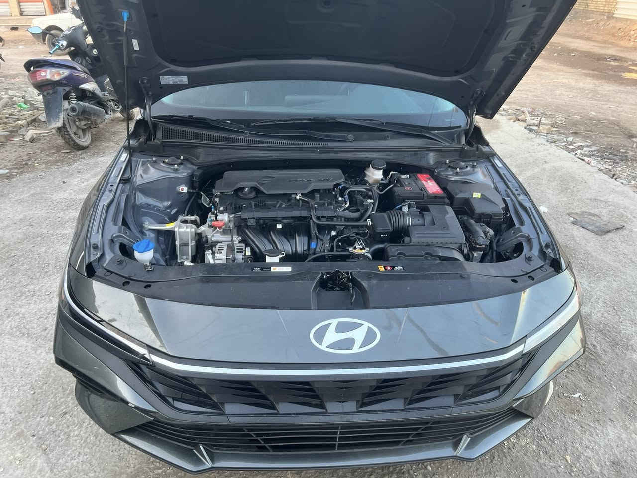 السعر 138$. تلفون. *********** 
السلام عليكم النترا مديل 24  دخول جديد صارله يومين منفيس ابسمي مواصفات بصمه تشغيل عن بعد ترحيب أبواب شاشه دجتل متصل تبريد شاشه لدد دشبول متغير رادارات امامي خلفي جانبي حادث السياره فقط خشم الجاملغ بارد بدوون تبديل بدون فتح اي قطعه بدون صبغ بدوون ايرباك وصور الحادث مرفقه بل منشور بدنه تبريد راديترات على وضع الشركه ماشيه 23 mi بدوون رقم تترقم جميع المحافظات
