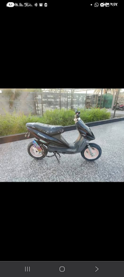 سلام عليكم  شباب دراجه حاليا كايمه للبيع او مراوس  كوم حديد ابيع عوزها تجفيت رايدها ب250علا وضعها ادراجه طابه للعراق ب12ورقه   )؛؛؛  اخواني دراجه  F12 للبيع دراجه رياضي مال لعب  
مواصفات دراجه 
كابريتر قفاز شفاف صالنصه رياضي ستيرن رياضي 4قطع فج بريك رياضي وياله وتايرات عريض رياضي  لايت عدسه بلادي احمر دموي  واصفر دراجه شغاله من اطول لطول شوته رياضي   اشاير بريك دبلات كلها فول ادراجه شلعه معدل تخبل محرك 100خبط  دراجه هواي بيها تزويد وكله اصلي حته شاصيها مصبوغ بلادي رياضي دراجه بيها صوت مرعب فصله فول 
دراجه مال ونسه  فقط  بغداد البلديات   دراجه موصيني يولد لحد يجيني يكلي صيني 
لتواصل 
اتصال *********** واتساب بغداد, العراق
