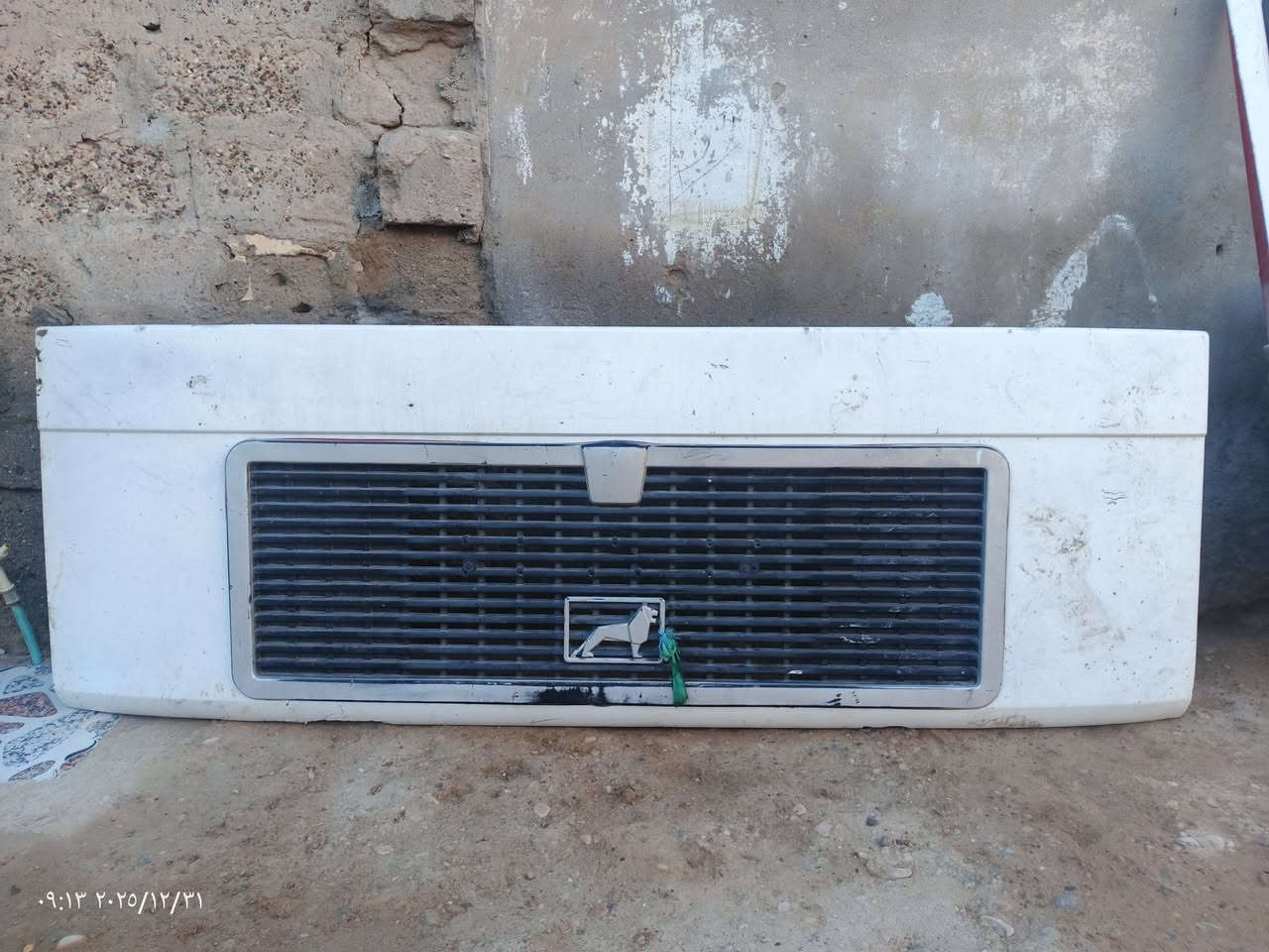 السلام عليكم البيع بيبان+شباج مان الكزز سعر 600الستفيار على هذه الرقم ***********
