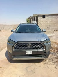 كورلا كروس • ٢٠٢٢ • بدون دواخل