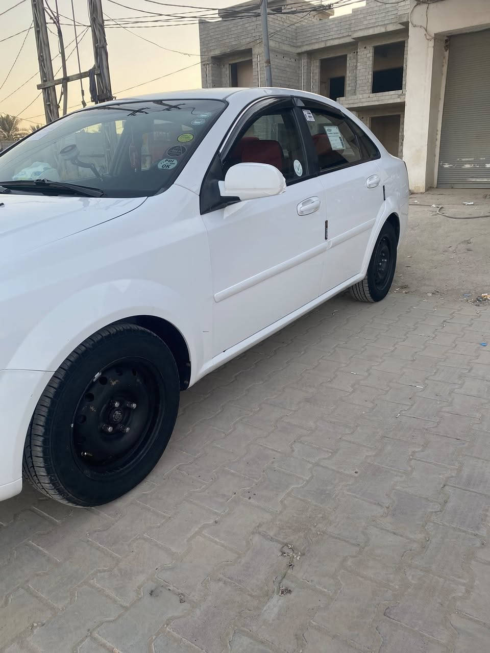 سلام عليكم سيارة ابوترا ٢٠١٣  قطعه وحده صبغ للاستفسار ***********
