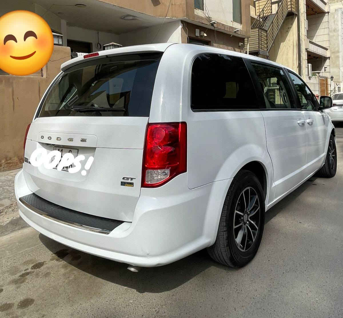 موديل ٢٠ فئة sxt فول  ماشيه ١٠٢ الف مايل رقم بغداد بدون ايرباك فقط برده وكشن طاك صور الحادث والسونار واتس اب *********** مكان السياره بغداد
