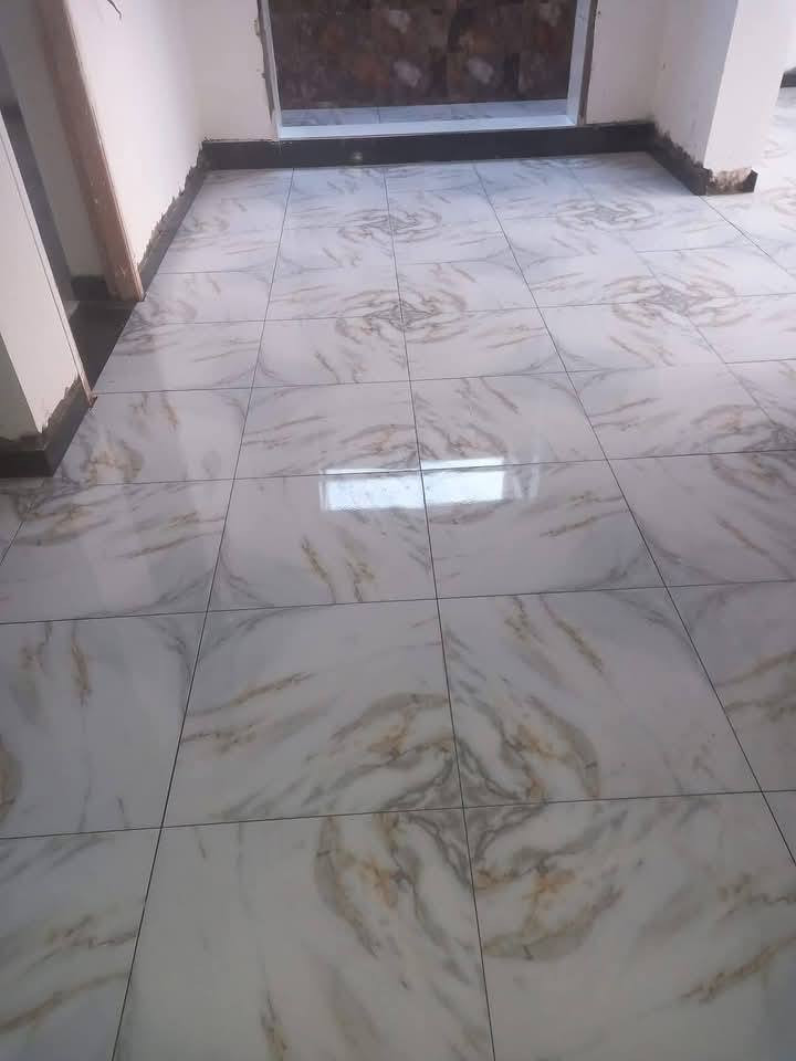 خلفه سيراميك ارضيات جدار شغل درجه اولى شرط خاص وتساب موجود متفرغين حالين ***********
