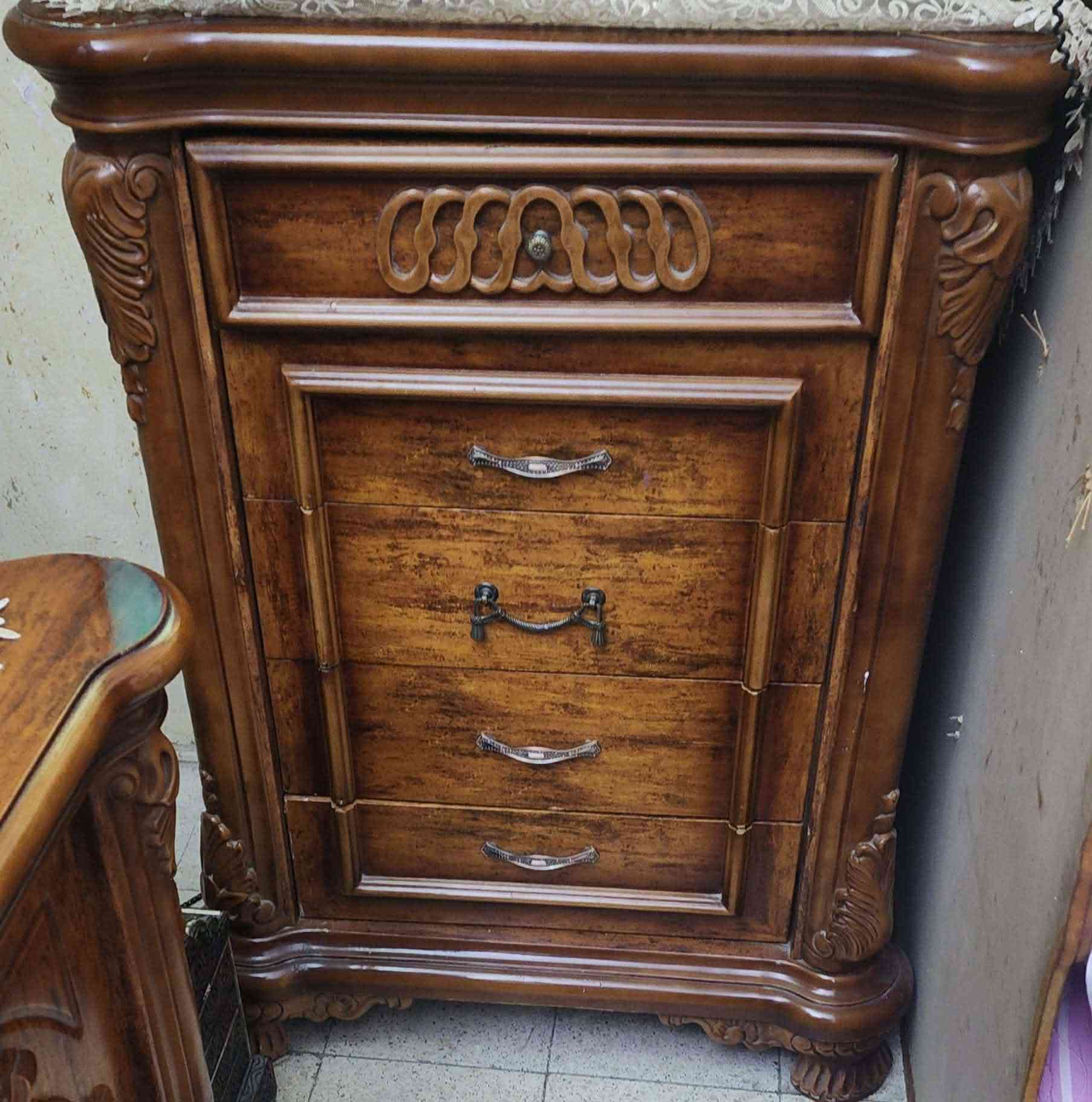 غرفة نوم للبيع بسعر مناسب 350


**إذا كنت صاحب هذا الإعلان وتريد حذفه لأي سبب، رجاءا أرسل رسالة إلى الدعم الفني**