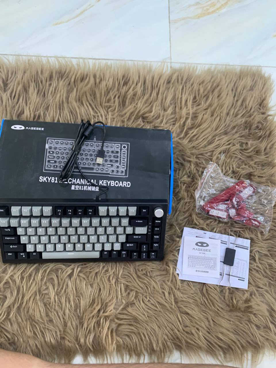 توفر هذه القطع راسل خاص عام يجيك الرد
واتس ***********
