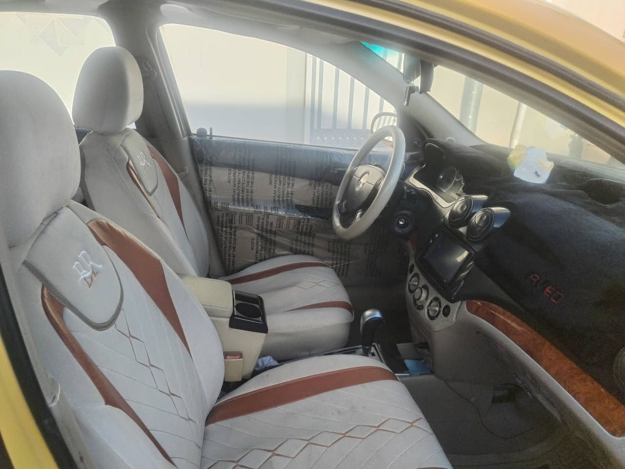 افيو 2009 رقم انكليزي سنوية لل 29 ضررها باب سايق امبدل وبيها معجون سعر 42 مكاني كركوك سيارة محورة محرك وكير كورلا
اتصل ***********
