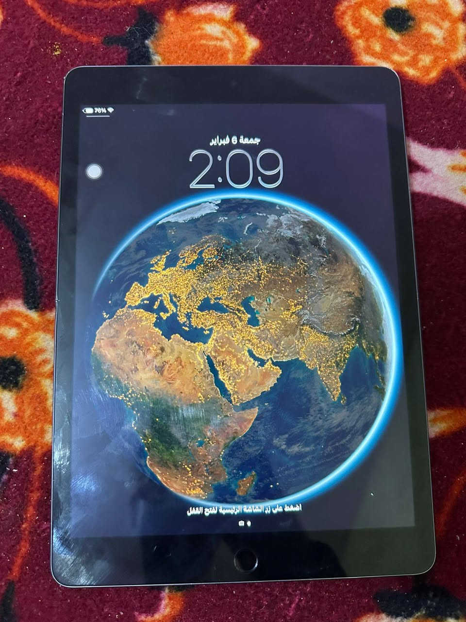 السلام عليكم ايباد 9 ذاكرة 64 للبيع الجهاز نظيف كلش كلشي ما مبدل بي لا بطارية ولا شاشة على وضع الشركة عدى الكسر الي بالصورة السادسة وطبعا ما مأثرة لا على الشاشة ولا على اللمس + موجودة الكارتونة والشاحنه 
السعر 250 وبي مجال


**إذا كنت صاحب هذا الإعلان وتريد حذفه لأي سبب، رجاءا أرسل رسالة إلى الدعم الفني**