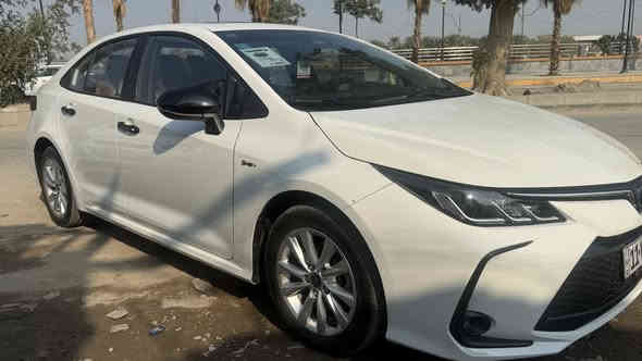 سلام عليكم كورلا 2️⃣0️⃣2️⃣3️⃣
رقم بغدد بسمي تحويل ثاني يوم 
ماشيه 21000 الف فقط 
🔹فتحة  
🔹بصمة ابواب 
🔹اشاير بل مري 
🔹لايت زينون +لد 
🔹ماطور لايت (يصعد وينزل )
🔹اوتو لايت عالي
🔹اوتو هولد 
🔹سايد بريك بصمة ذكي 
🔹زر EV  
🔹وضعيات قيادة 
🔹داخل جلد مشمشي 
🔹تبريد ❄️  قطعتين 
🔹شاشة كار بلي بلوتوث 
🔹عدادات دجتل 
🔹قيادة ذاتية +رادار 
🔹تحذير عند خروج عند مسار +بريك ذاتي عند حاجة 
🔹منافذ طاقة امامية وخلفية 

السعر 142 وبيه مجال
استفسار 
‭***********‬
