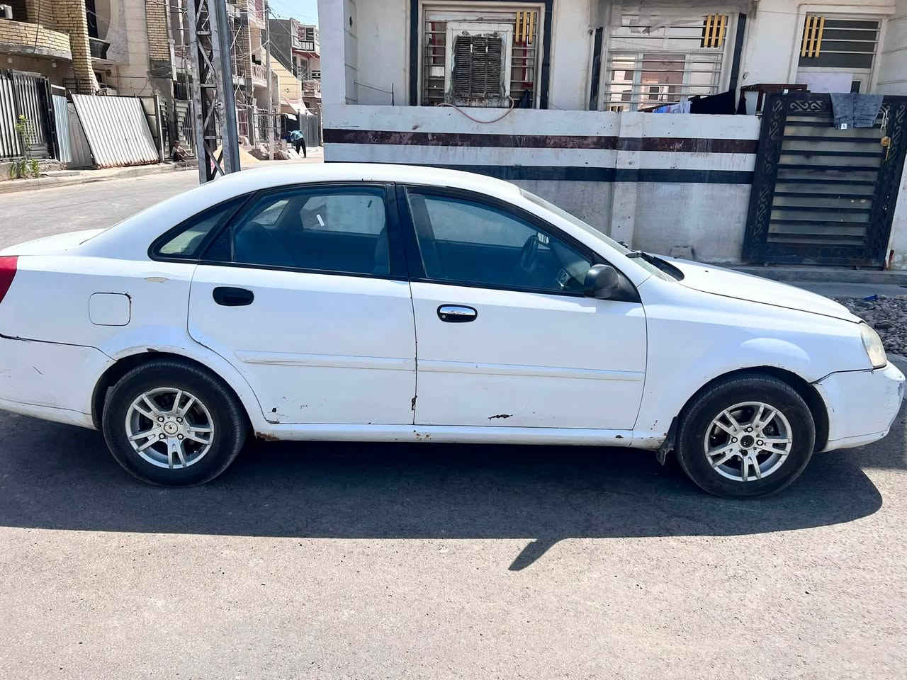 ابترا 2004 للبيع كير عادي بيها خياسات وطخات مثل ما بصوره مكينه كير خير من الله ب 45 وبيها مجال مكاني الطارميه ***********
