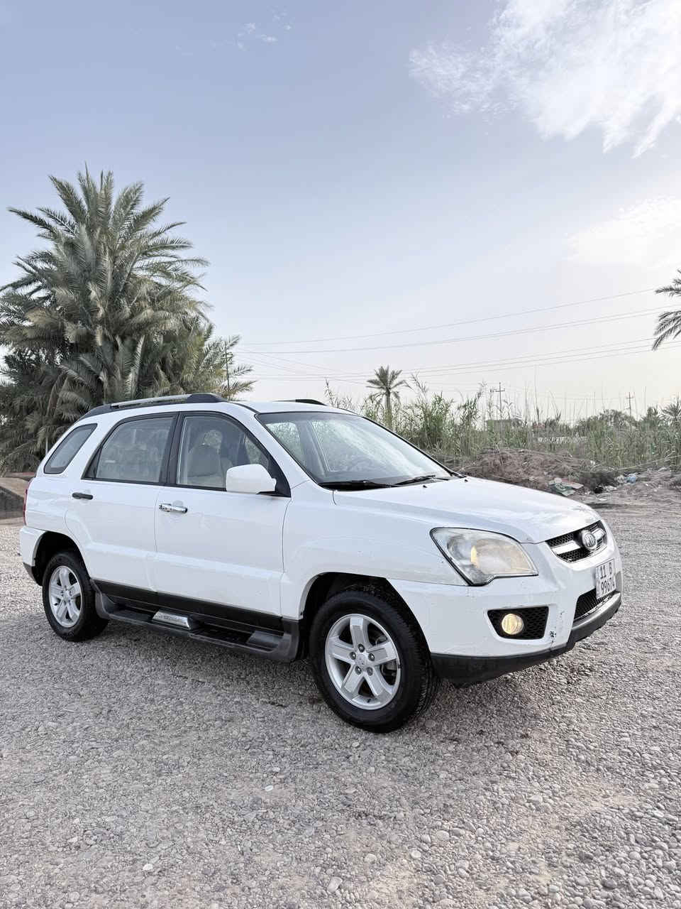 السلام عليكم
سبورتج 2009 خليجي رقم بغداد مشروع وطني محرك 2000مكفوله من الصبغ والضربه ماعدا تكحيلات اثر شخط مكان واحد فقط السياره جاهزه من كلشي محرك وكير بلادي تخم تاير 
مكان السياره بغداد المحموديه ***********

