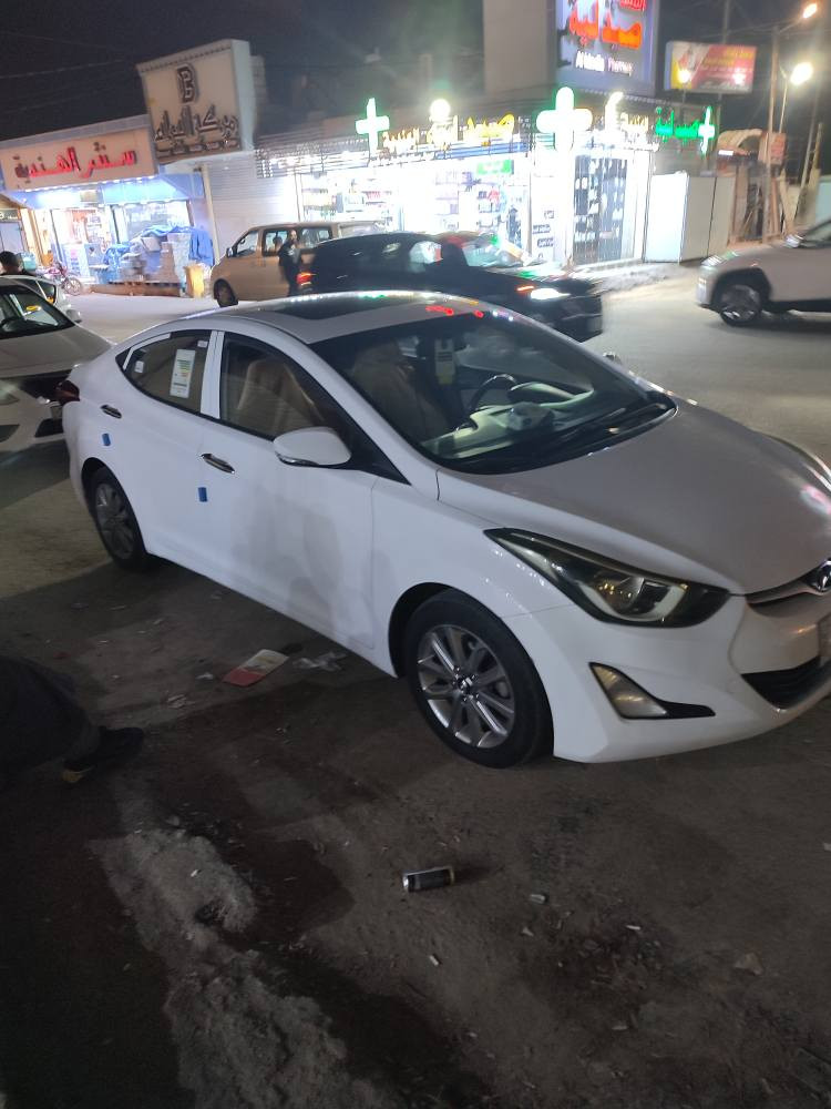 هونداي النترا موديل 2014 شكل 16 محرك 1800خليجي فول عده البصمه ماشيه 115 محرك كير تبريد تمام رقم بصره سنويه بعد شهر وتنتهي سياره كفاله عده صبغ قليل اثر تقشير قليل كلش 
مكان السياره البصره المعقل دور الهنديه السعر 120 وبيها مجال قليل *********** البصرة, العراق
