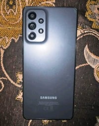 سامسونج • ذاكره ١٢٨ • رام ٨