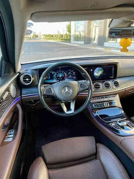 مرسيدس للبيع E300 
2018
وار الماني  ضمان دولي
بصمتين
بانوراما
شاشه كبيرة
مكينه E300
سماعات burmaster
رادارات وحساسات من كل جهات
كاميرا ١٨٠
PPF كامل
ماشي ٨٠ الف
ايرباكات سليمه
انارة داخليه ٨٠ لون
نافيكيشن
دبل ماوس
جدا نظيف
سعر ٣ دفاتر
***********
