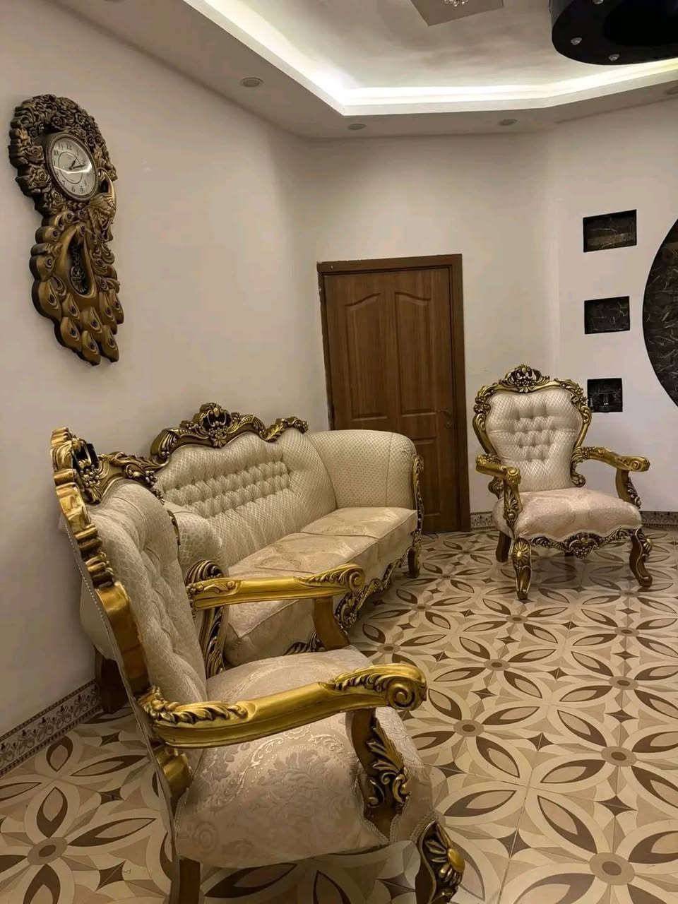 اني مندوبة شعدكم غراض انشرهن 
ملكي نظيف مابي اي عيب قليل مستخدم 6 قطع شراي راسل مكانه حي القصور


**إذا كنت صاحب هذا الإعلان وتريد حذفه لأي سبب، رجاءا أرسل رسالة إلى الدعم الفني**