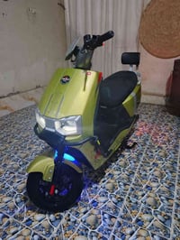 دراجه شحن للبيع الاسم 318 ست بطاريات استخدام قليل السعر 700 وبيه مجال ...