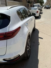 كيا سبورتج 21 خليجي كفاله عامه عدا بيها بارد بسيط جوه قبغ مال بانزين و...