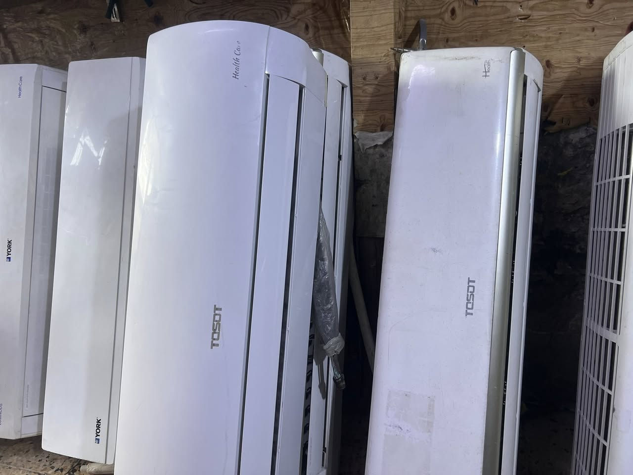 سبالت توسوت غاز 410انتاج 2024 وعندي انتاج 2020غاز 22 بكاني بغداد ***********
