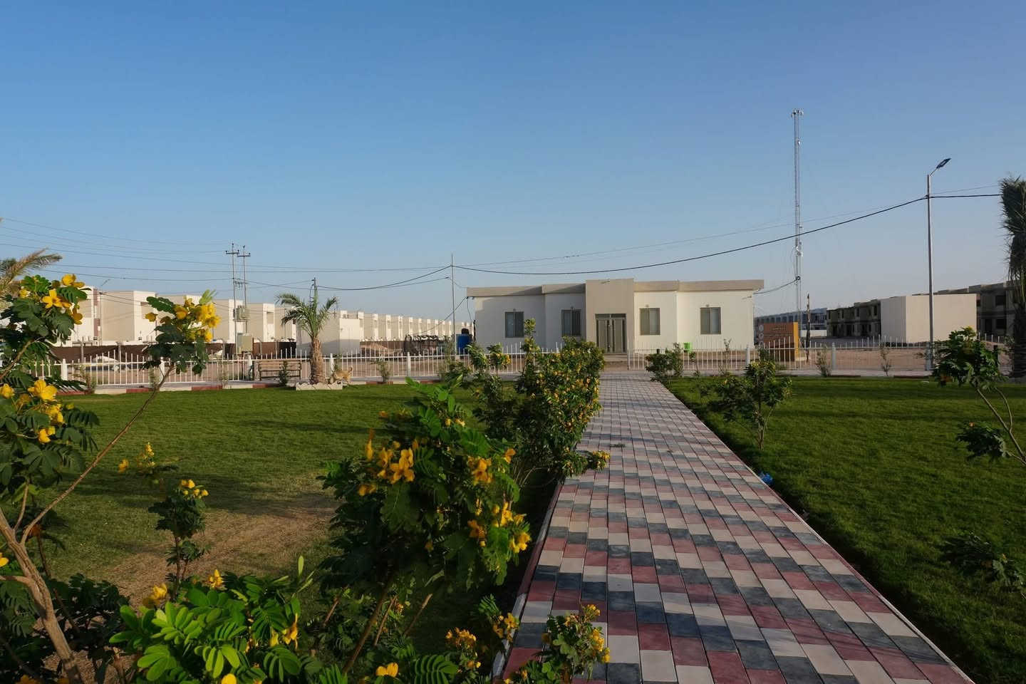 دار في مجمع المرتضى السكني …
الاقساط الشهرية 550 الف دينار عراقي

دار مميز في مجمع المرتضى السكني
في محافظة النجف الأشرف 📍
في العراق 🇮🇶

مساحة 200 م طابقين ثلاث غرف نوم

للسعر اكتب / تم /تجيك تفاصيل كاملة
للعقار وسعره 🔴

اتصل ع رقم ***********
