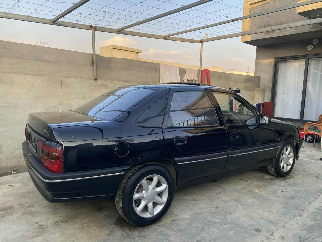 ئۆپڵ ڤیکترا ١٩٩٢ سنوق ئاڕم پلاستیک سلێمانی مەکینە ١٨ گێڕو مەکینە مەرغوب کەم بەنزین خۆر بە شەرتی ئاڕم و گێڕو مەکینە و موس و بڕاوە کامل مەسرەف کراوە گەرمی و کارەبای و ناو گێچی هەمووی ئیش ئەکات لایت زینۆن پێشی سپۆڕت هی مەعرەز نییە سەیارەکە هی دەستی خۆمە تکایە موشتەری نیت سەری من و خۆشت مەیەشێنە نرخی ٣٠ معامەلە.
***********
