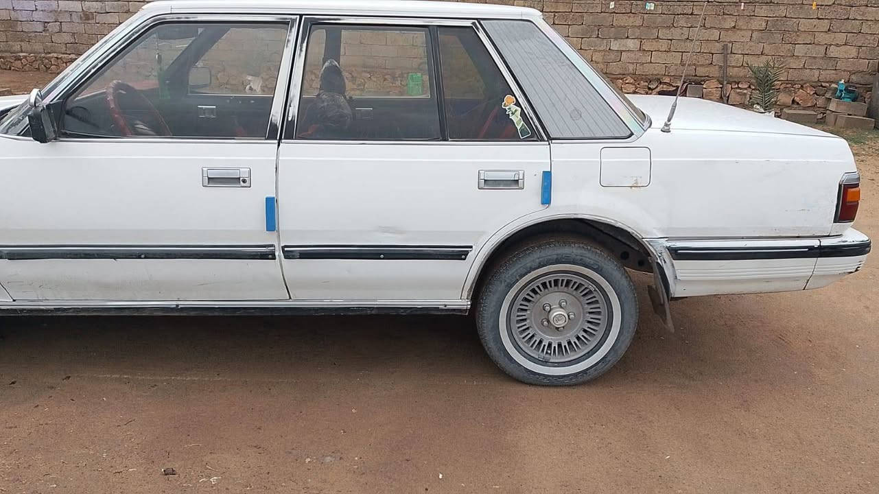 سوبر للبيع موديل ٨٧ كير محرك ففتي
رقم صلاح الدين الماني سنويه مصاقطه تخم تاير صدر جديد
استفسار اكثر اتصل 
هـ***********
هـ***********
