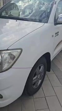 تويوتا هايلوكس • ٢٠١٠ • البصرة