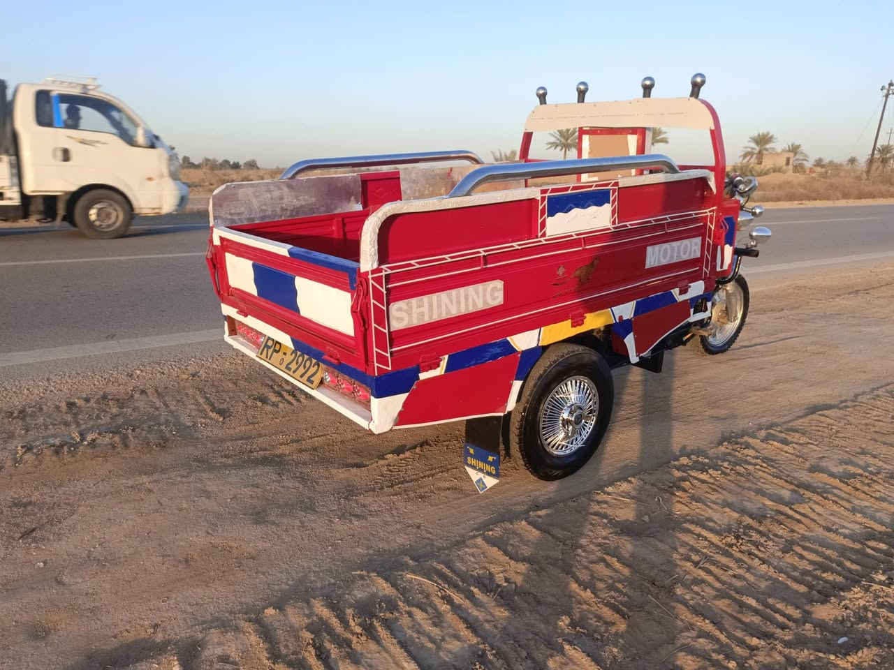 السلام عليكم ستوته للبيع موديل 15 ستوته حلوه وجازه مقفوله شاصي رقبه اوراق اصولي ماكينه 23 مكانه بابل الشوملي السعر ١٢٠٠ وبيها مجال ***********
