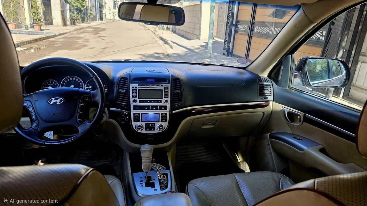 سنتافي ٢٠٠٩ للبيع فقط، لون كرزي، رقم بغداد، خليجي ٧ راكب محرك ٢٧٠٠، فول مواصفات، داخل جلد ،فتحة ،٣ قطع تبريد ،ثلاجة، مقاعد كهرباء،مرايا شفط، ويل ١٨، ماشية ٦٢ الف كم فقط، السيارة على ايدي من الشركة لحد اليوم كلشي بيهة على وضع الشركة محرك وكير مع الصيانات الدورية، بيهة شوية شخوط ورصعة وبارد اصبعين مال طخة بالبنيد والدعامية مأشر بالصور، السعر ١٧٥ قابل للتفاوض، مكلف بالنشر غير متواجد ع النت، هاتف صاحب السيارة/  ***********
