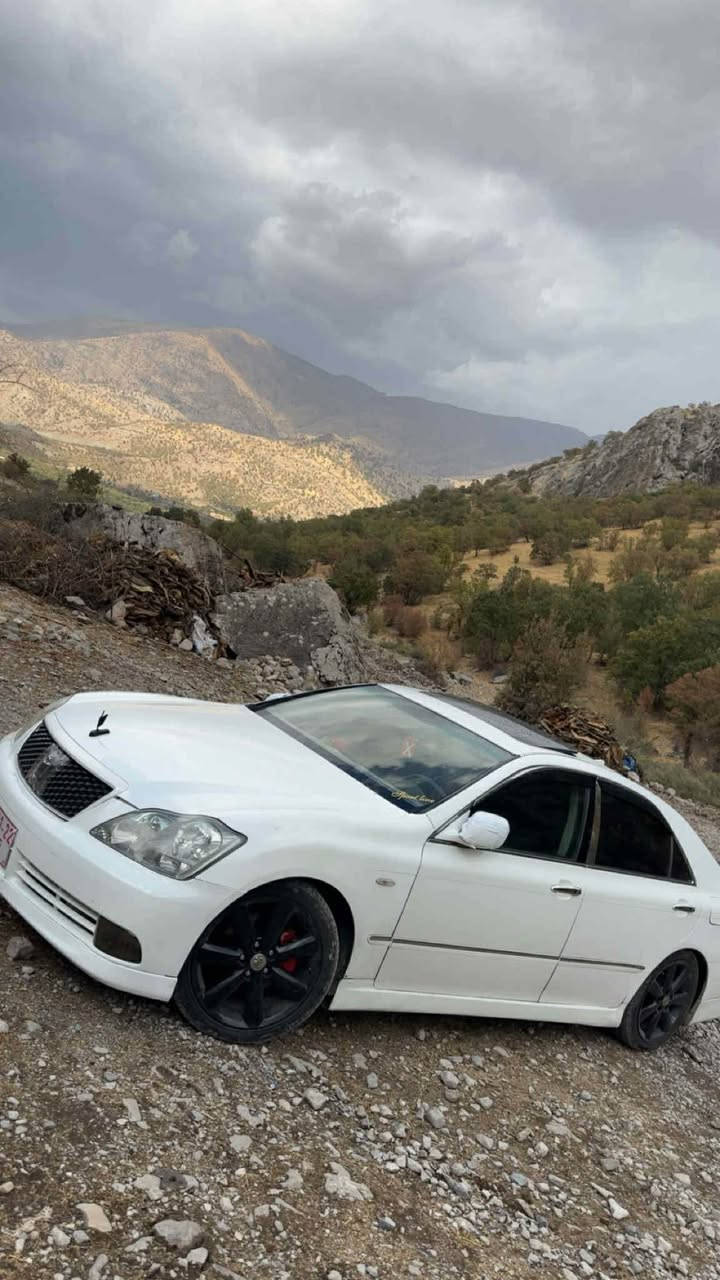 سڵاوی خواتان لێ بێت 
شاهینە بڕاوە 2005 سڵاید فۆڕمیکا سور جڵد دووبەی 3 دووگمە 182 بئ دووکەڵ گێڕ مەکینە بە شەرت کارەبای بەشەرت تەقە و ڕەقە بەشەرت سەیارەکە ماڵی خۆمە هی مەحرەز نییە…. ژ.م *********** تکایە گەر مشتەری نی سەرمان مەیەشێنە لەگەڵ ڕێزم 
شوێن ڕانیە
ئەدمینی 🌹 وەری گرە رانية, السليمانية
