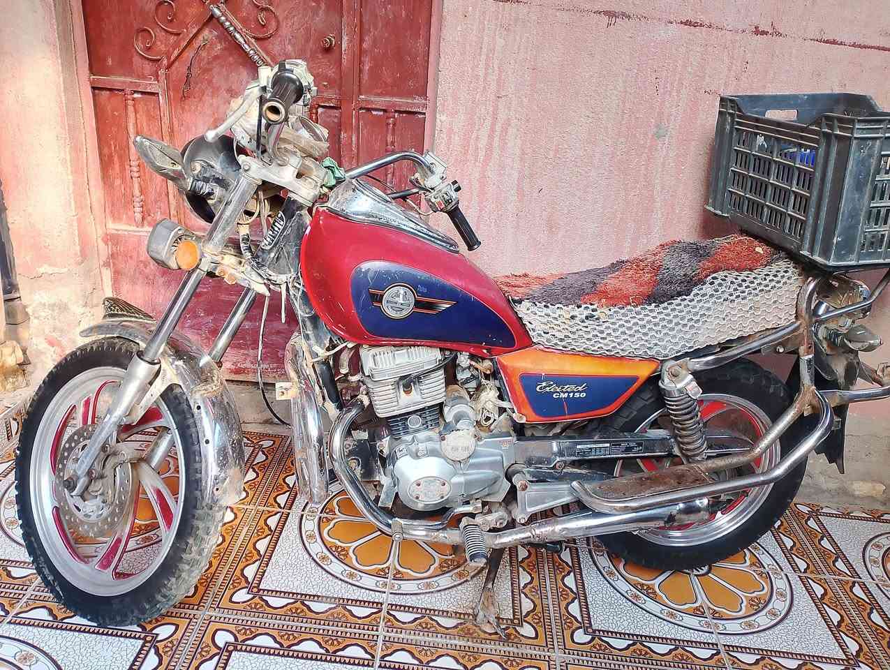 دراجه تايموته للبيع اوراق كامله ما نقصها شي سعرها 550 وبيها مجال للستفسار ‏‏‪0 787 641 5420‬
