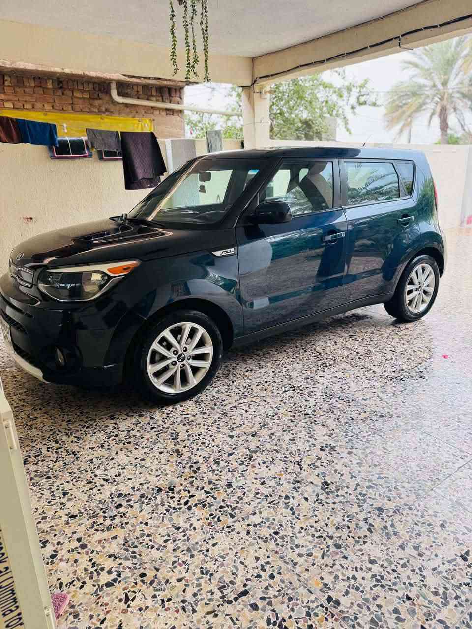 صول 
للبيع صول مكينه ٢٠٠٠ موديل ٢٠١٧ تحويل مباشر 
مكينه كير تبريد ممتاز الصبغ قطعتين بس 
رايديها ب 100 ورقه ***********
