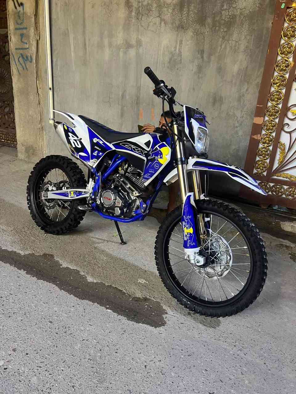 سلا عليكم قفاز موديل ٢٥ crx
محرك 300cc
مكفول كفاله عامه 
كلش قوي ونشط ممتعوب كل غراضه موجودات 
مكاني بغداد جزيره بغداد السياحيه يجيني بي خير ويدلل وهذا رقمي ***********
