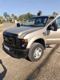 للبيع سيارة موديل 2008 سيارة بيها قطعتين صدر حداديه كله جديد تخم تأير ...