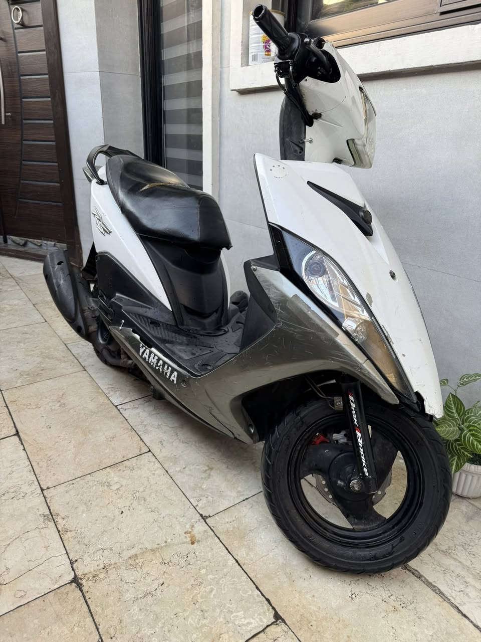 ماكس مضلع حديث حلوه موديل 14 سعرها مناسب مكاني بغداد المشتل شغاله نكره سلف وخرسه رقمي ***********
