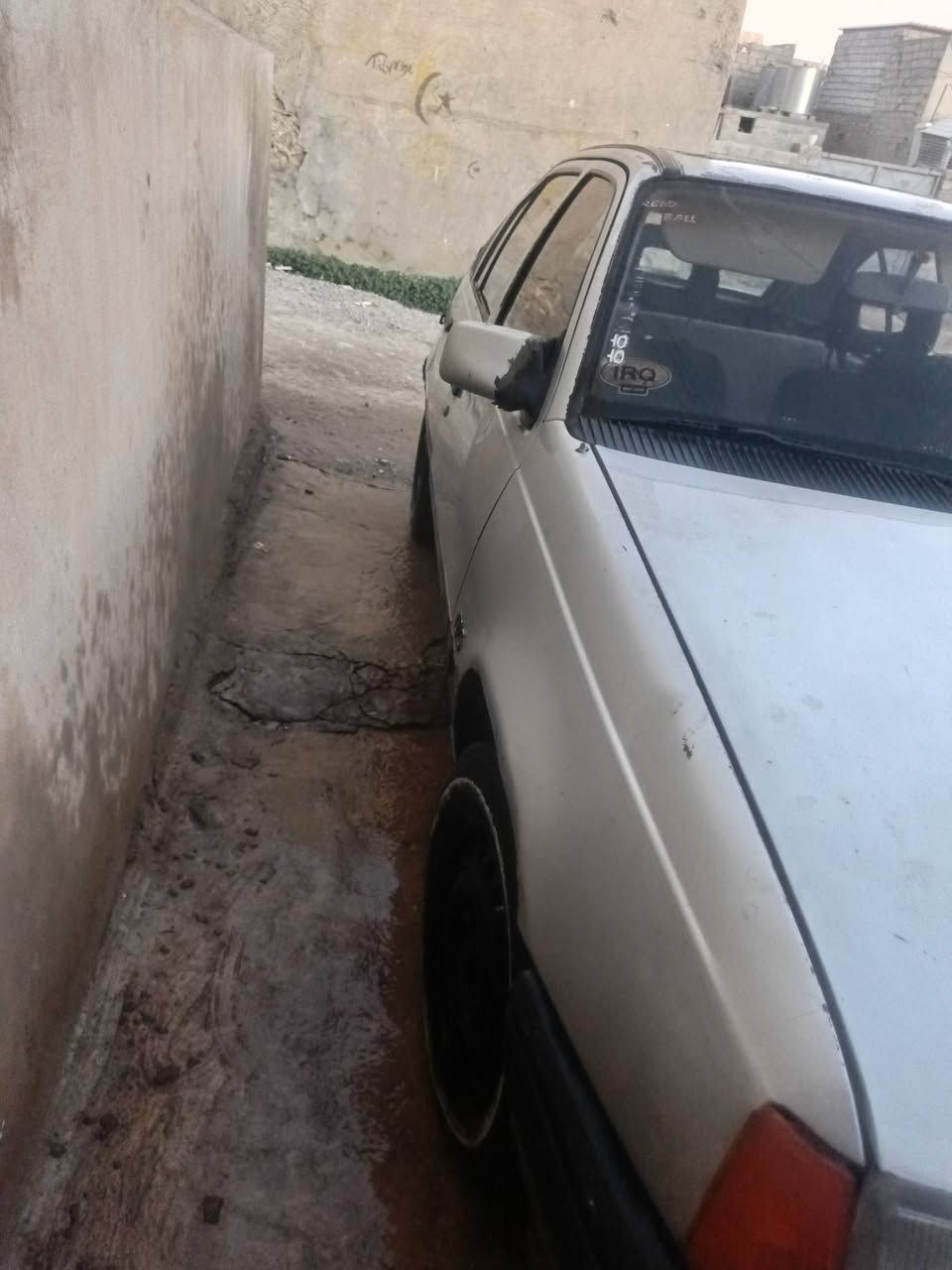 كديد موديل 90سنويه بيضه بسم وأحد يزيدي من سنجار محرك أستره لاصرف ولانفخ قبق اسود السعر 13بيها مجال ***********
