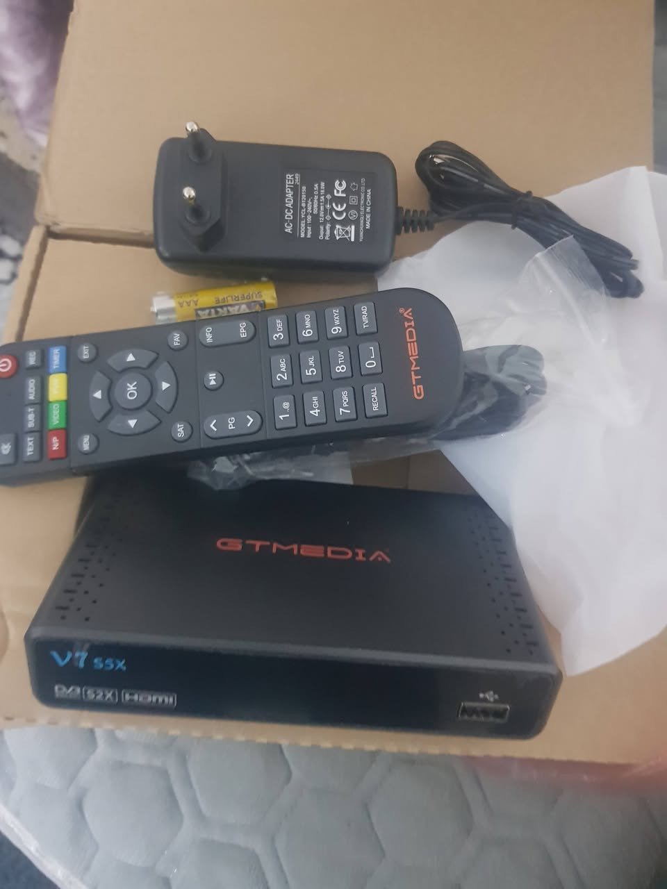 اربع قطع  للبيع شلع
تيفي بوكس14 نظام الاندرويد رام 2 تخزين 16  مع ستلايت بي يوتيوب مع تيفي ويب  60الف مع توصيل


**إذا كنت صاحب هذا الإعلان وتريد حذفه لأي سبب، رجاءا أرسل رسالة إلى الدعم الفني**