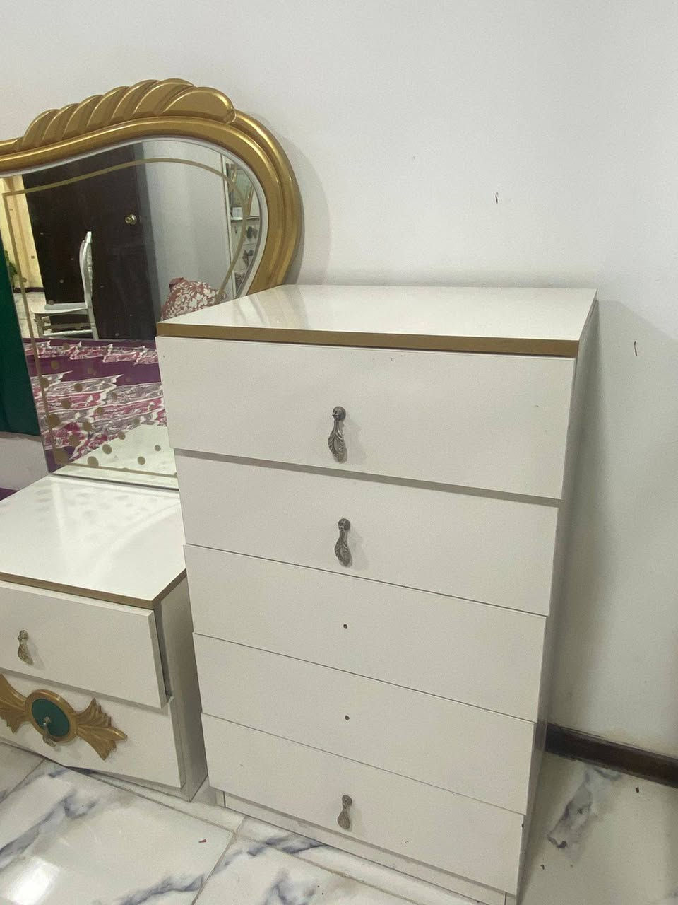 سلام عليكم غرفه نوم تركي 
بيع مستعجل التواصل خاص


**إذا كنت صاحب هذا الإعلان وتريد حذفه لأي سبب، رجاءا أرسل رسالة إلى الدعم الفني**