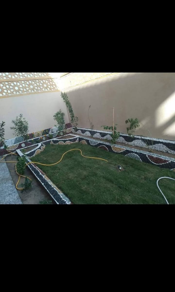 ابو حسين ***********
🍃مستـعدون🍂 ، لـترتيب🐦 الحدائق المنزلية 🏝️🏘️
وزراعة النباتات، 🌾🌴🌱والازهار، 🌼🌺🌻وقص الثيل.🌾🌾
وعمل الديكورات والتصاميم،الحديثة للحدائق،، بواسطة الاحجار الملونة 
ونعمل على تصميم الشلالات 💦والنافورات
