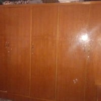 غرفه للبيع • نضيفه • الحمزه الشرقي