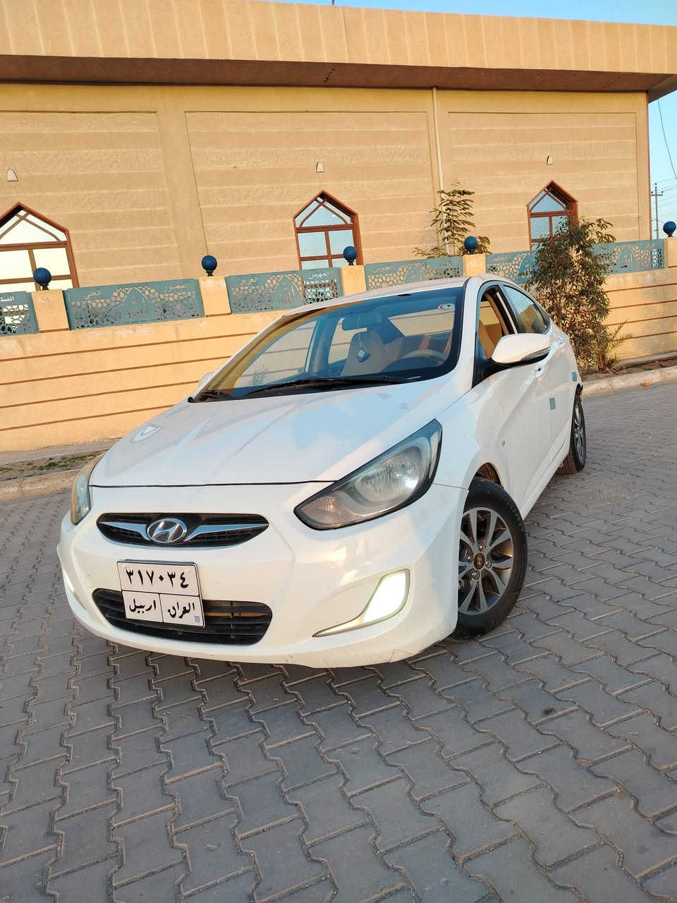 سلام عليكم هونداي اكسنت شكل 2012 خليجه 1600 اصل مكفوله عده جاملغ امامي صبغ فقط بدون اي شي باقي كفال مكينه وكير وتبريد وحداديه كله شرط كارتون تخم تاير جديد شااشه وكامره وحساس وبقيت الموصفات المعروفه سياره رقمه اربيل الأماني وكاله او تحويل سعره 88 مكاني نجف اتصال فقط ***********
