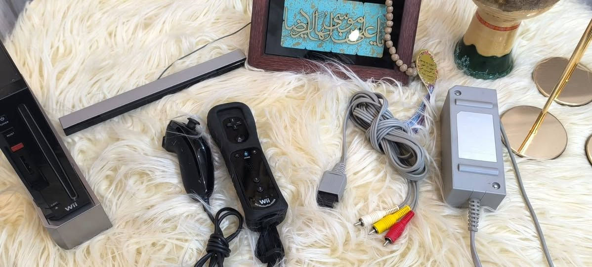 سلام عليكم
Wii
لون اسود 
كامل ملحقات 
غير مهكر 
السعر 50,000


**إذا كنت صاحب هذا الإعلان وتريد حذفه لأي سبب، رجاءا أرسل رسالة إلى الدعم الفني**