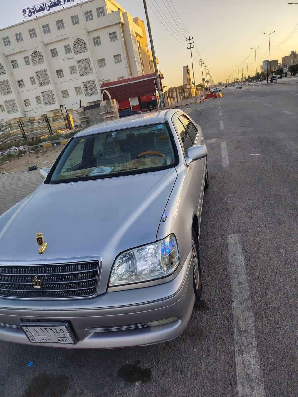 السلام عليكم البيع تيوتا كراون ملكة 2002 باسمي شخصيآ رقم كركوك مدفوع كمرك وضريبه كامله السيارة مكفولة كفالة عامة كير مكينه حداديه تبريد ثلج دكمتين  مكينة ديفور الكبير  سياره جاهزه وشرط جديده  شادله منضومه مال زنون كامله وشاشة تحويرت النجف مكان السيارة نجف الاشرف ناحية العباسية الشراي يتصل ***********
