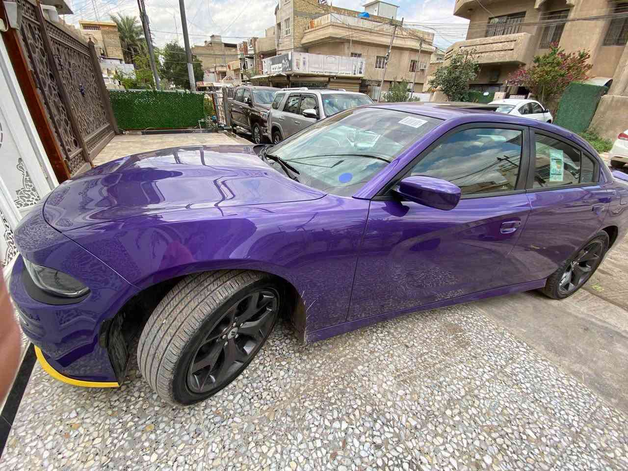 دوج جارجر خليجي  وكاله هارلم 2019 GT
 
المحرك: V6/3600 

 اللون : بنفسجي داخل احمر 

عداد المسافه 41 الف كيلو

السعر 230

المواصفات : 

   •فتحة سلايد
* المصابيح الأمامية مع LED . 
* حساسات .
* شاشه كبيرة مع نظام ملاحة نفكيشن GPS .
* الشاشة مع اوپشنات SRT . 
* ويل قياس 20 انج GT plas
* مقاعد جلد  .بلون السيارة 
* كشن السائق كهرباء .
* تشغيل عن بعد .   .
* كاميرا خلفية .
* مرايا متحسسة للاضاءة العالية .
   • كير شفتات .
* سوبر تراك باك 

السياره بيهه حادث امامي دعاميه وبنيد وصوره السونار موجوده

مكان السياره : بغداد

للاستفسار : *********** بغداد, العراق
