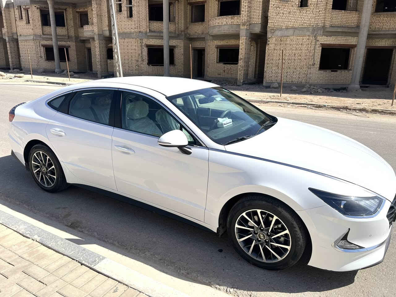 السلام عليكم
سوناتا 23 خليجي رقم اربيل بأسم شركة 
تريد وكالة او تحويل بأسمك اليعجبك 
مكفولة كفالة عامة عدا بارد اربع اصابع بالصندوك سيارة كاملة وجاهزة كلش نظيفه ما ناقصها اي شي احلى من الصور استخدام شخصي مكينة 2500 ماشية 64 السعر 203 وبي مجال 
الشراي يتصل وبخدمتة  ***********
