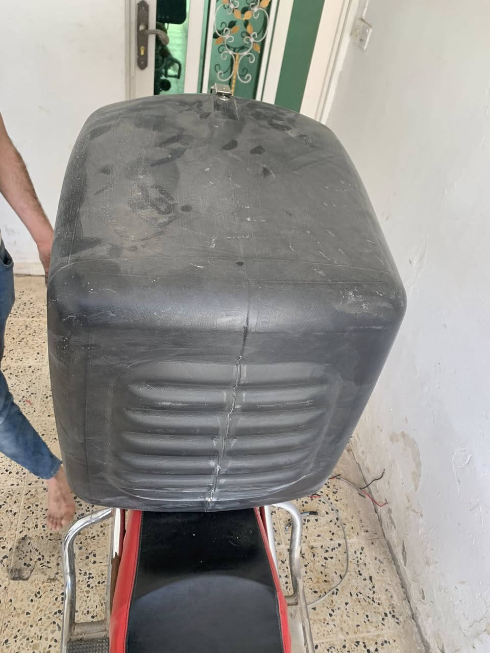 صندوك توصيل جديد مستخدم ٣ ايام للبيع السعر ٣٥ الف ***********
