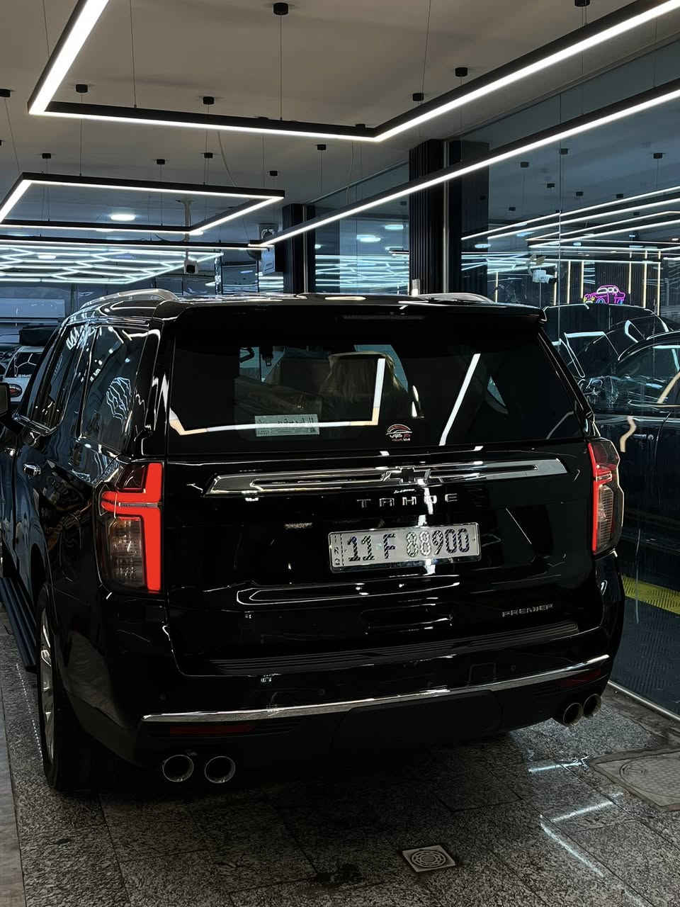 للبيع تاهو بريمر 2024 وكالة المنصور السيارة زيرو ماشية 300 كليو فقط مغلفة PPF قبل سبوع بي ضمان 5 سنوات وعليها رقم مميز بغداد وبسمي سيارة بعدها بريحة الشركة محرك 5300 فول موصفات 3 شاشات وشاشة العداد دجتل 5 كامرات حساسات 360 رادار امامي داخل اوف وايت جلد كشنات تدفئة وتبريد دادشو ثلاجة تبريد 3 قطع 
بنراما سيارة جديدة بمعنى الكلمة السعر 67 الف وبيها مجال مكان السيارة بغداد *********** 
*********** بيهم واتساب
