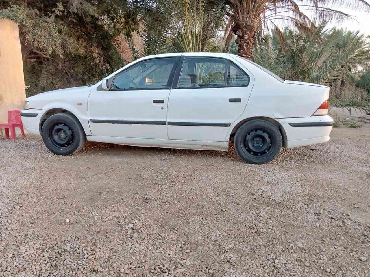 لام عليكم سمند 2009 سياره نضيفه تخم تاير كير حداديه خير من الله بيه سياره فقط مكينه تعبانه  وبيه خياسات  بسيطه رقم نكليزي مداور ثاني يوم سعر 128 وبيه مجال وشراي بيه خير ويدلل مكان مشخاب رقم الهاتف ‭0781 935 3205‬
