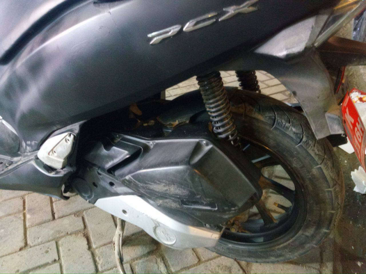 بيسي إكس للبيع جيل ثاني كوري كفالة دراجة  كارتون بيها تراي يشك الكاع شاير كهربائية  كلة شغال فول ماشية 84بلاد زوج تاير جديد رياضي السعر 12مكاني بغداد مدينت الصدر ***********
