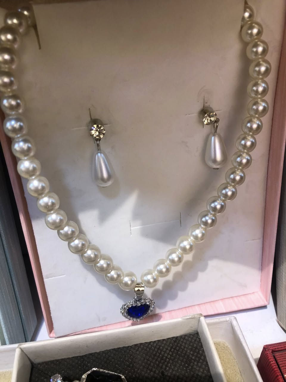 اسعار مناسبه للحجز خاص وتدللون
يوجد توصيل كافة مناطق كركوك فقط توصيل ٣٠٠٠


**إذا كنت صاحب هذا الإعلان وتريد حذفه لأي سبب، رجاءا أرسل رسالة إلى الدعم الفني**